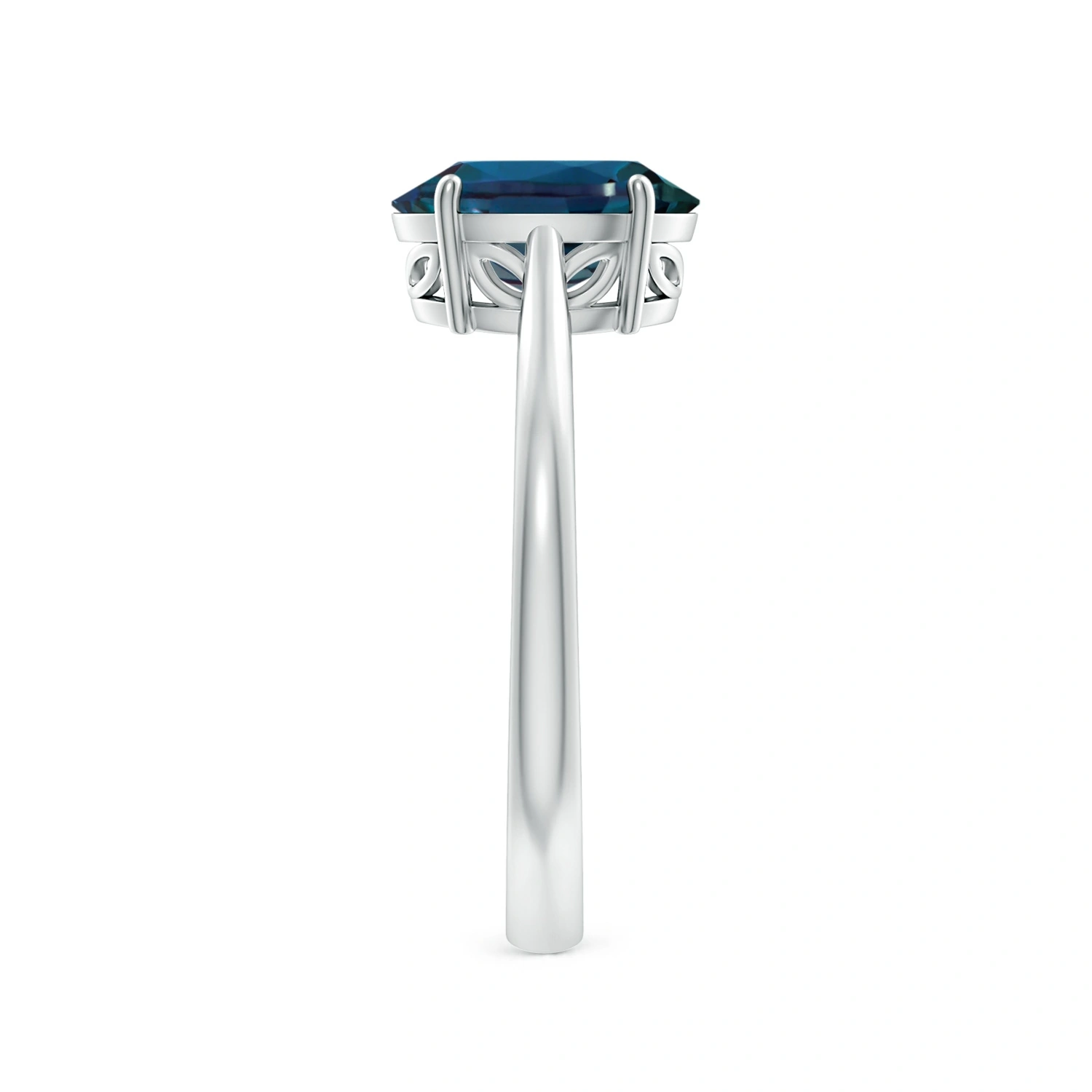 Oval Lab-Grown Alexandrite Solitaire Cocktail Ring detail