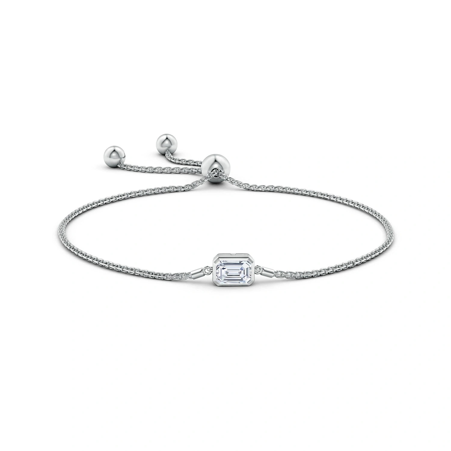 Emerald-Cut Lab-Grown Diamond Bolo Bracelet detail